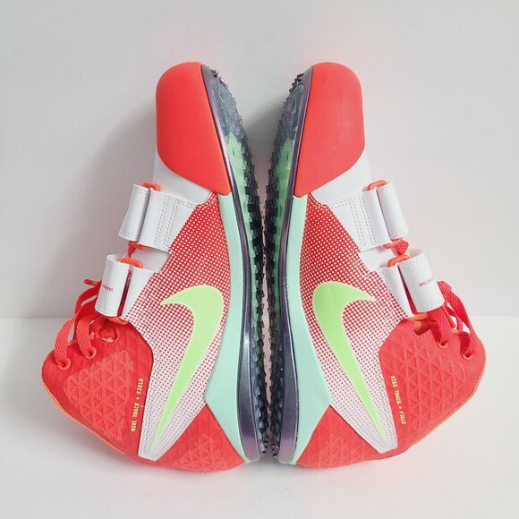 Athletic_Shoes